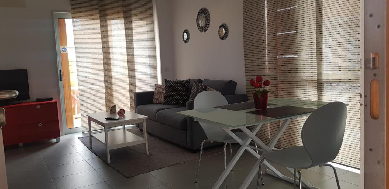 Residencial Los Martines เอลเมดาโน ภายนอก รูปภาพ